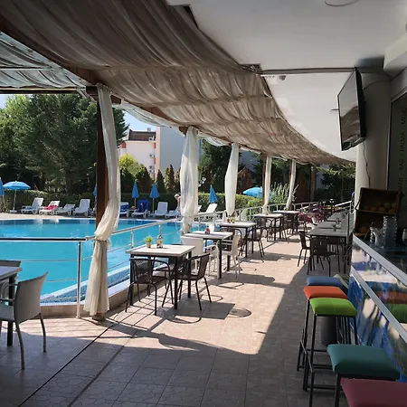 палма Хотел 3*